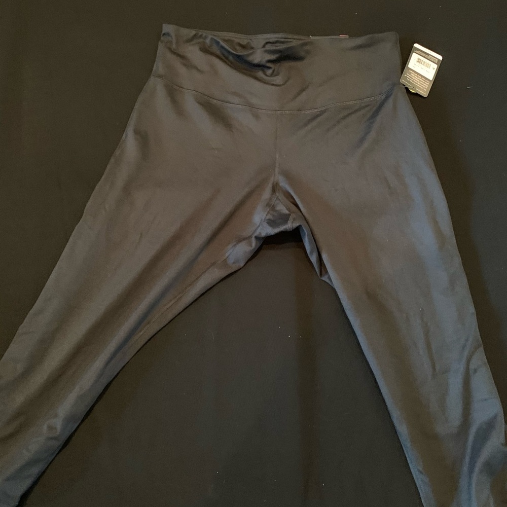 Black capris leggings